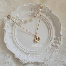 Load image into Gallery viewer, Pretzel Layered Pearl Choker Necklace - Gold ver. (Red Velvet Joy Necklace)