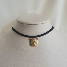 Load image into Gallery viewer, Melbie the Cat Series - Cat Face Choker (Gold ver.) (Kep1er Youngeun Necklace)