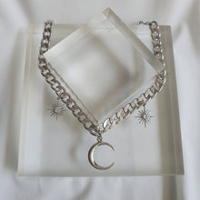 Load image into Gallery viewer, Moon and Star Bold Chain Choker - Silver (Kep1er Xiaoting Necklace)