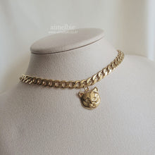Load image into Gallery viewer, Melbie The Cat Series - Cat face Bold Chain Choker (Gold ver.)