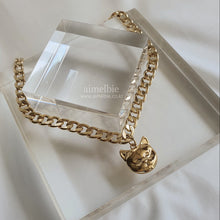 Load image into Gallery viewer, Melbie The Cat Series - Cat face Bold Chain Choker (Gold ver.)