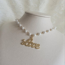 Load image into Gallery viewer, Love Pearl Choker Necklace - Gold ver. (Kep1er Yujin, Alice Chaejeong Choker)