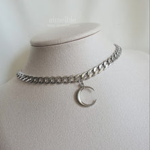 Load image into Gallery viewer, Crescent Moon Bold Chain Choker - Silver