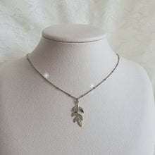 Load image into Gallery viewer, Forest Leaves Necklace - Silver (Billlie Sua Necklace)