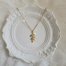 Load image into Gallery viewer, Forest Leaves Necklace - Gold (STACY Yoon Necklace)