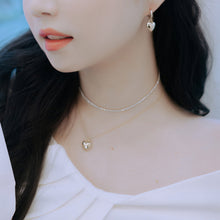 Load image into Gallery viewer, Modern Heart Huggies Earrings - Gold