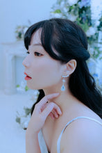 Load image into Gallery viewer, Stellar Elf Earrings - Light Sapphire (Rocket Punch Dahyun Earrings)