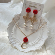 Load image into Gallery viewer, Moonlight in the Rose Garden Semi Choker Necklace
