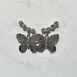 Bling Butterfly Earrings (Woo!ah! Minseo Earrings)