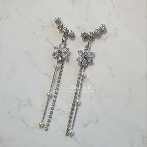 [IU Earrings] Daisy Wing Earrings - Longdrop (Silver ver.)