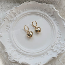 Load image into Gallery viewer, Modern Heart Huggies Earrings - Gold