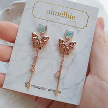 Load image into Gallery viewer, Dreamy Ribbon and Heart Earrings - Rosegold