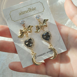 Moon Witch Earrings - Black Diamond