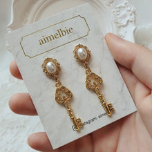 Load image into Gallery viewer, Antique Classic Key Earrings - Gold (Purple Kiss Dosie Earrings)