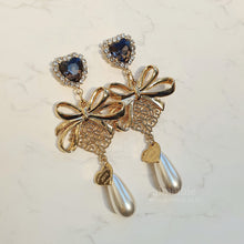 Load image into Gallery viewer, Ribbon Party Earrings - Black Diamond