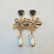 Load image into Gallery viewer, Ribbon Party Earrings - Black Diamond