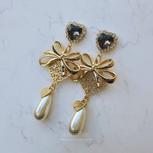 Load image into Gallery viewer, Ribbon Party Earrings - Black Diamond