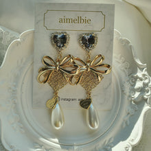 Load image into Gallery viewer, Ribbon Party Earrings - Black Diamond
