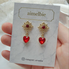 Load image into Gallery viewer, Antique Heart Earrings - Red