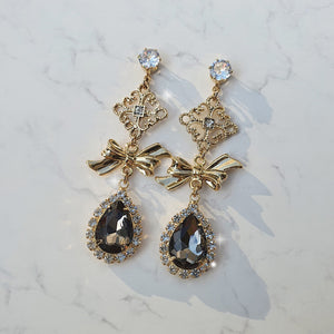 Oriental Princess Earrings - Black Diamond