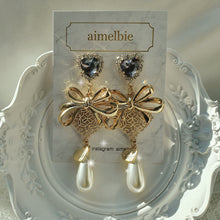 Load image into Gallery viewer, Ribbon Party Earrings - Black Diamond