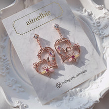 Load image into Gallery viewer, Floral Heart Dream Earrings