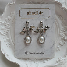 Load image into Gallery viewer, [SNSD Tiffany Earrings] Mary Earrings - Pearl Version (Silver)