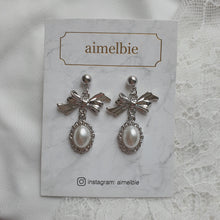 Load image into Gallery viewer, [SNSD Tiffany Earrings] Mary Earrings - Pearl Version (Silver)