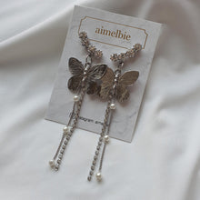 Load image into Gallery viewer, Bling Butterfly Earrings - Longdrop (STAYC Isa, Woo!ah! Minseo Earrings)