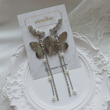 Load image into Gallery viewer, Bling Butterfly Earrings - Longdrop (STAYC Isa, Woo!ah! Minseo Earrings)