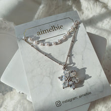 Load image into Gallery viewer, Daisy Layered Necklace - Silver