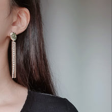 Load image into Gallery viewer, Gold Shower Earrings