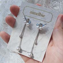 Load image into Gallery viewer, Pearl and Jewel Wing Earrings