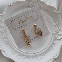 Load image into Gallery viewer, Gold Heart Key Earrings