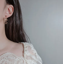 Load image into Gallery viewer, Gold Heart Key Earrings