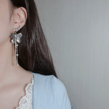 Load image into Gallery viewer, Bling Butterfly Earrings - Longdrop (STAYC Isa, Woo!ah! Minseo Earrings)
