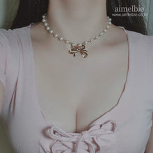 Load image into Gallery viewer, Princess Bow and Moon Layered Necklace