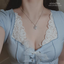 Load image into Gallery viewer, Daisy Layered Necklace - Silver