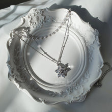 Load image into Gallery viewer, Daisy Layered Necklace - Silver (STAYC J, Seeun Necklace)