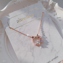 Load image into Gallery viewer, Petit Ribbon Wreath Necklace - Rosegold