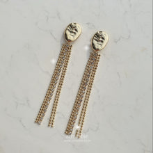 Load image into Gallery viewer, Gold Shower Earrings