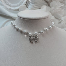 Load image into Gallery viewer, [TWICE Chaeyoung Necklace] Adorable Ribbon Pearl Choker - Silver ver.