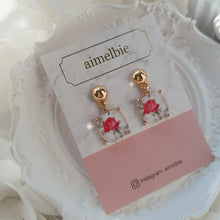 Load image into Gallery viewer, The Antique Rose Square Earrings