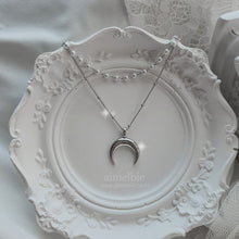 Load image into Gallery viewer, Upside Down Crescent Moon Pearl Layered Necklace - Silver