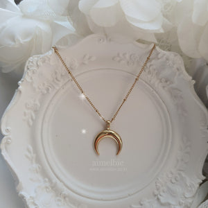 Upside Down Crescent Moon Pearl Layered Necklace - Gold