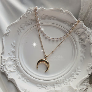 Upside Down Crescent Moon Pearl Layered Necklace - Gold