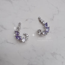 Load image into Gallery viewer, Lavender Crystal Elf Earrings