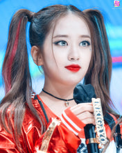 Load image into Gallery viewer, Vintage Heart Locket Choker (&#39;Nevertheless Hyeji Yang, IVE Yujin, Rocketpunch Dahyun choker)