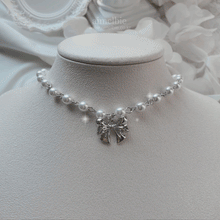Load image into Gallery viewer, Adorable Ribbon Pearl Choker - Silver ver.