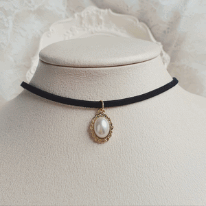 Antique Oval Choker - Pearl (Gold ver.)